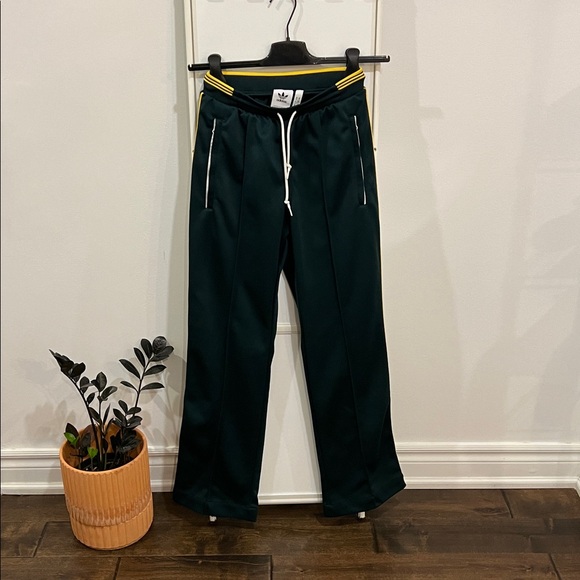 adidas Originals Pants - Adidas Green Samstag Lounge Pants